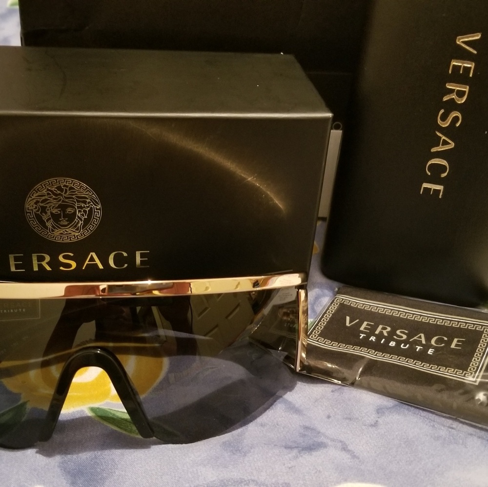 Versace Tribute Sunglasses
